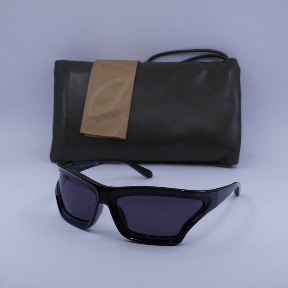 Loewe LW40143U 01A Sunglasses Black Shield Frame, Smoke Lenses